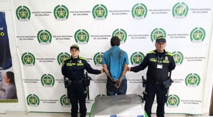 'Julián' fue capturado sacando ' chatarra' de la estación Chorreras imagen de la publicación