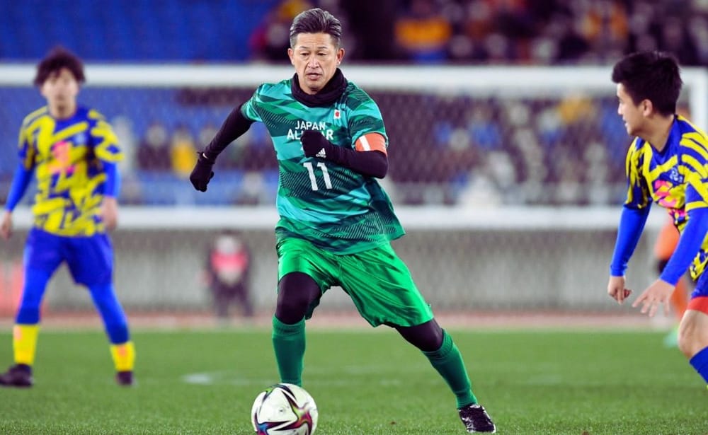 Con 57 años sigue jugando profesionalmente imagen de la publicación