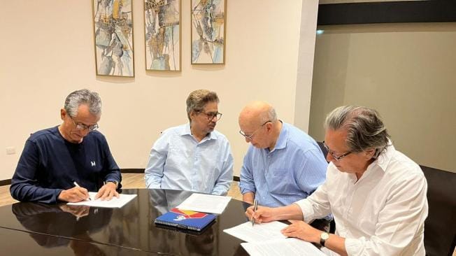 Se anuncian diálogos de paz entre el Gobierno y Segunda Marquetalia en Venezuela imagen de la publicación