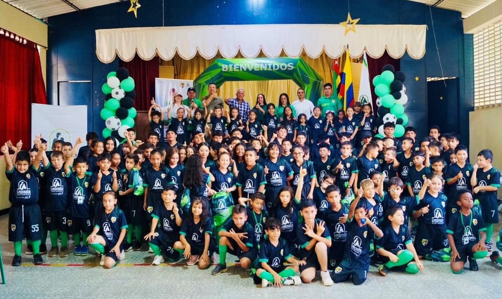 Programa Fútbol Social y Comunitario de Comfenalco Santander imagen de la publicación