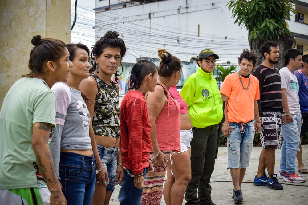 Proxenetismo y algo más se ofrecía en las calles de Bucaramanga imagen de la publicación