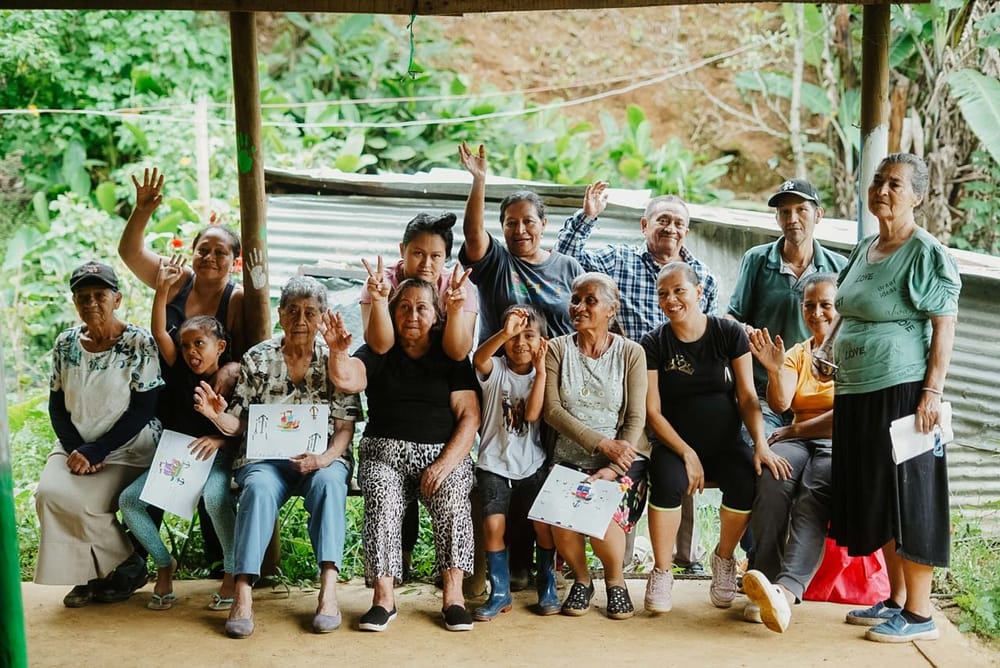 Huertas urbanas en Medellín: una apuesta por la paz y la integración social imagen de la publicación