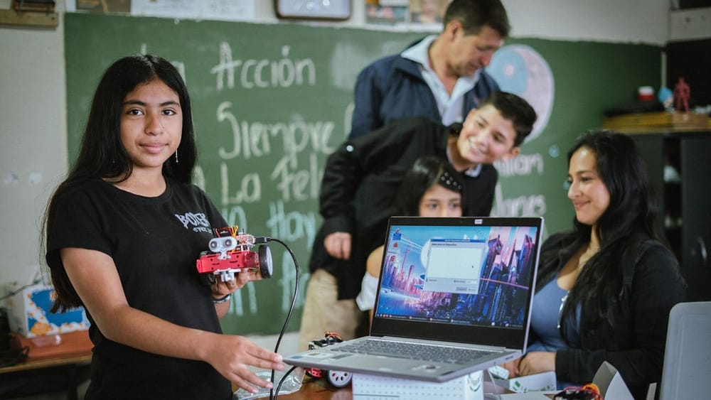 16.000 millones de pesos para acercar la Ciencia, Tecnología e Innovación a escuelas públicas imagen de la publicación