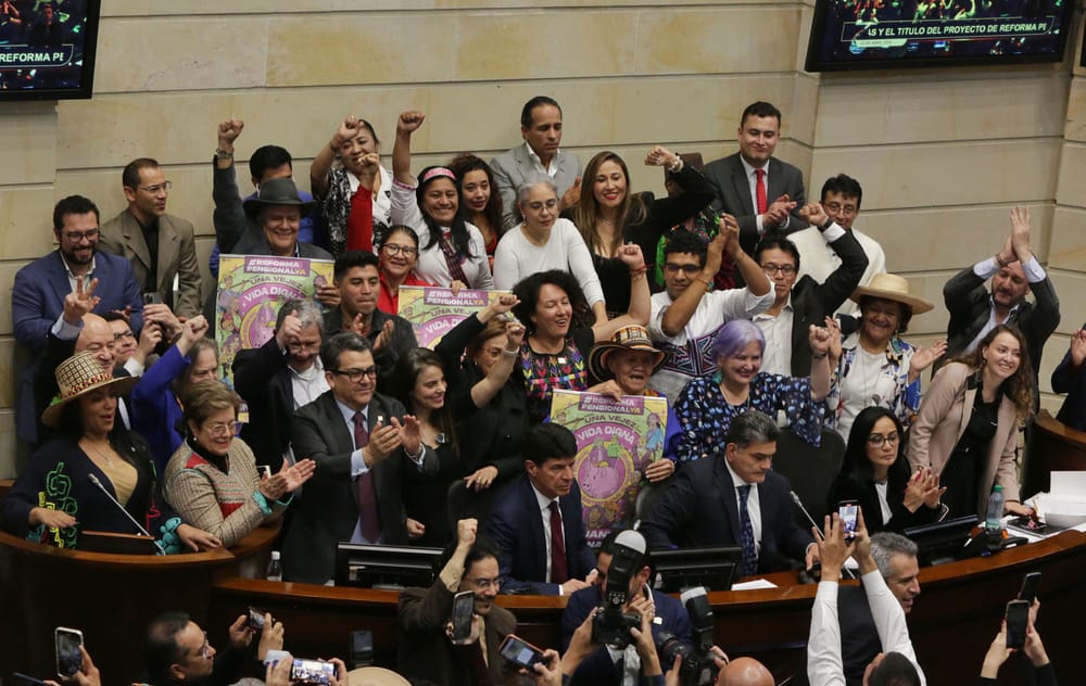 Colombia está al borde de la quiebra financiera imagen de la publicación