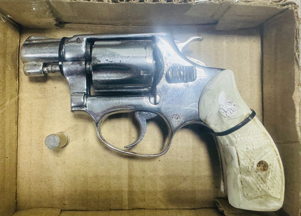 Adolescente capturado con arma de fuego por la Policía en Bucaramanga imagen de la publicación