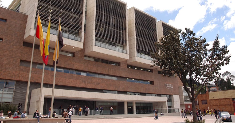 Universidades colombianas brillan en el Ranking QS 2025 imagen de la publicación