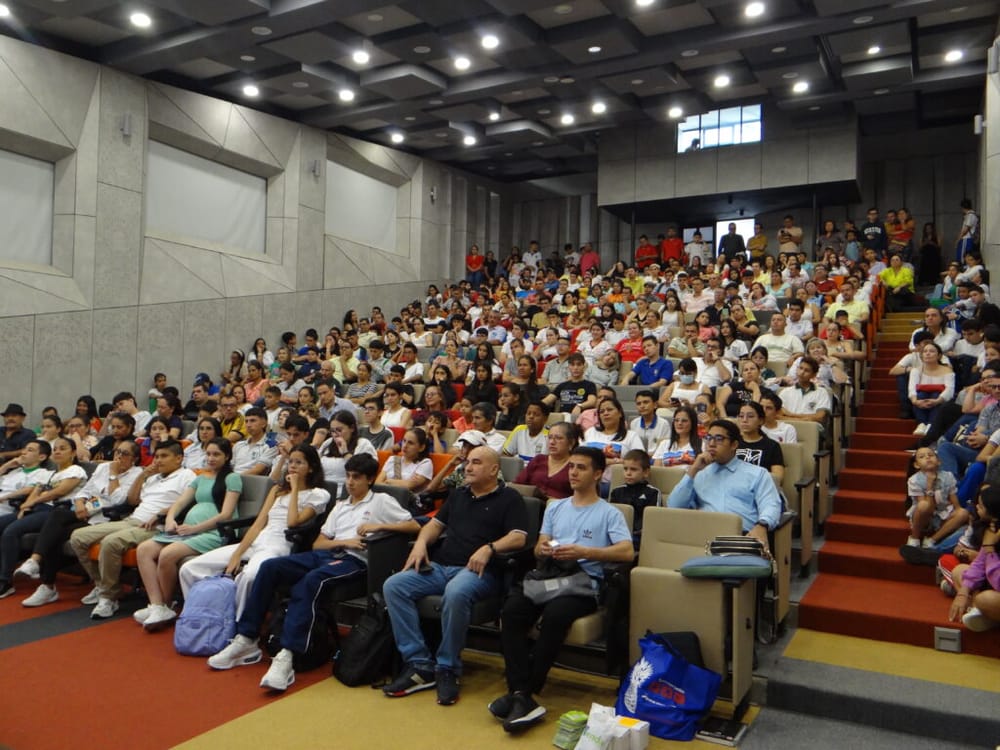 Más de 11,000 estudiantes compitieron en las Olimpiadas Matemáticas UIS 2024 imagen de la publicación