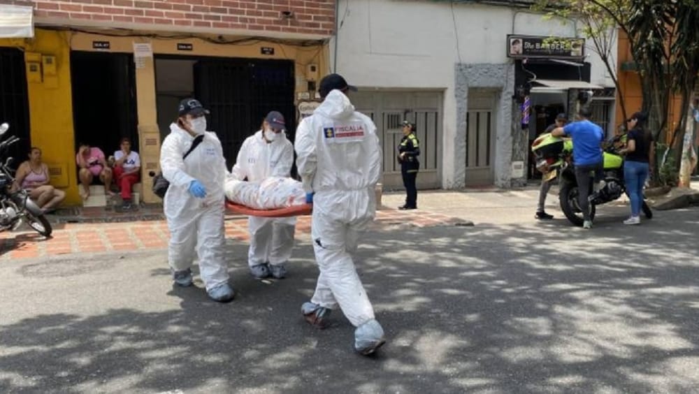 Encuentran sin vida a pareja e investigan posible homicidio imagen de la publicación