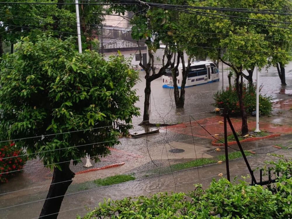 Lluvias torrenciales causan emergencia en seis municipios de Santander imagen de la publicación