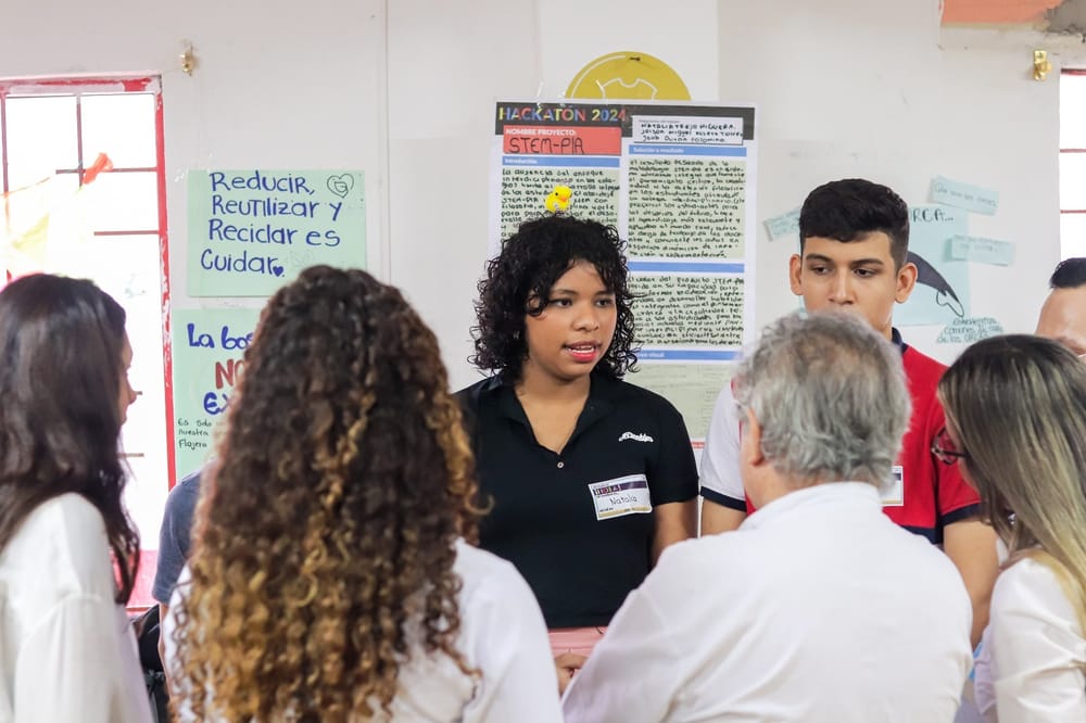 Hackatón en Puerto Wilches marcó cierre del programa Jóvenes 4.0 imagen de la publicación