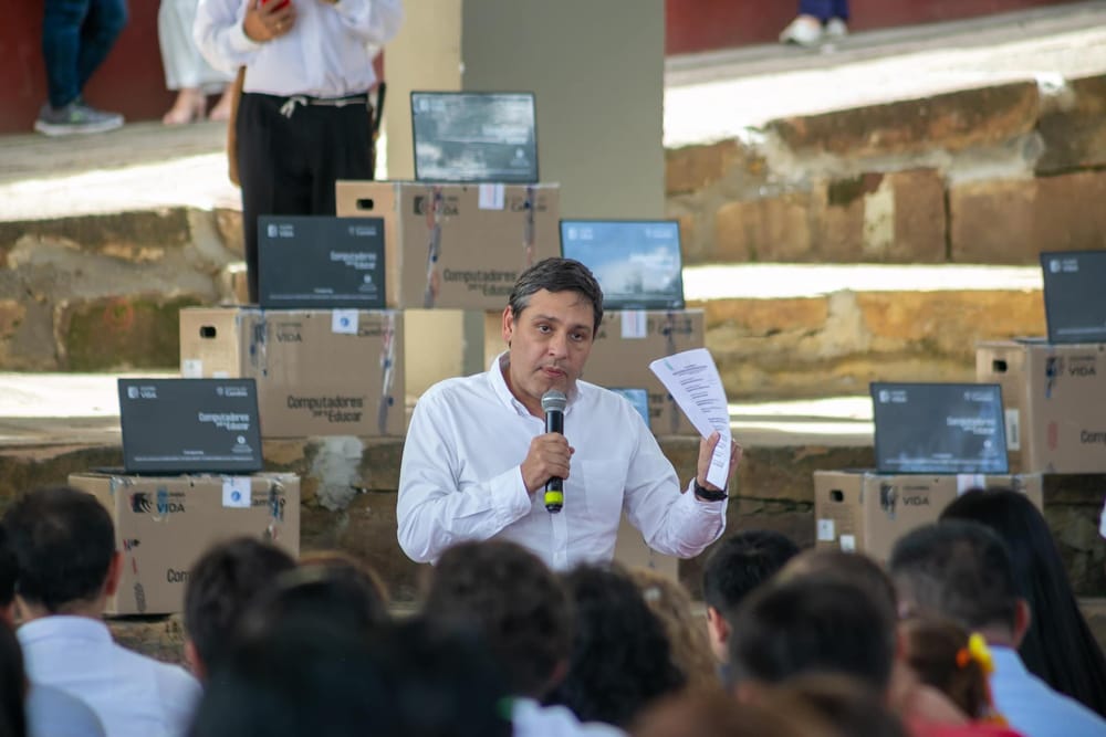 Ministro TIC impulsa el cambio digital en Santander imagen de la publicación