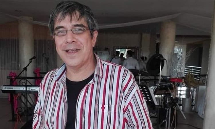 Hombre apagó su música y su vida imagen de la publicación