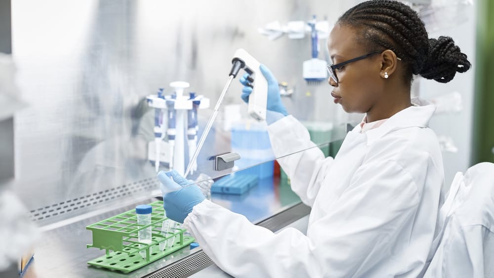 Nuevo avance en la cura del VIH, paciente alcanza carga viral indetectable tras trasplante de células madre imagen de la publicación