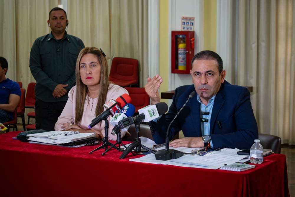 "En Santander la educación es la base del progreso": Gobernador MG (r) Juvenal Díaz Mateus imagen de la publicación