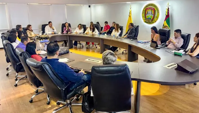 Santander hace alianzas para el progreso en agua, vías y salud mental imagen de la publicación