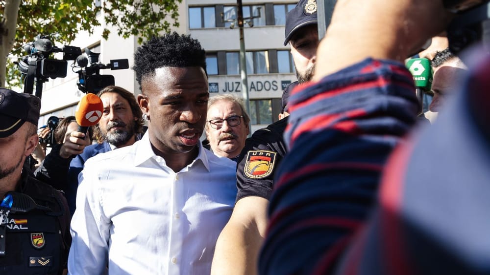 Justicia Española condena a un hombre por ataques racistas en contra de los jugadores Vinicius Jr y Rüdiger imagen de la publicación