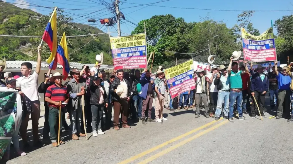 Campesinos en Málaga se oponen a la delimitación del páramo del almorzadero imagen de la publicación