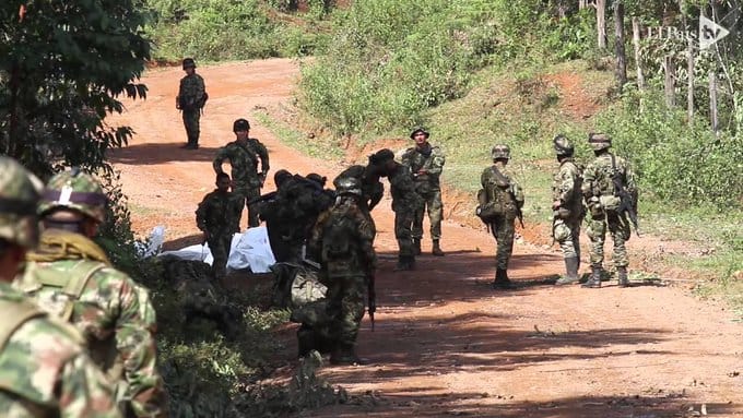 Operativo con helicópteros y artillería contra disidencias de las Farc en el Cauca imagen de la publicación