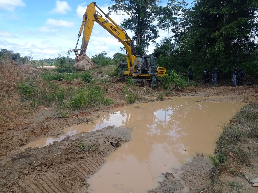 Destruyen maquinaria para minería ilegal valorada en nueve mil millones imagen de la publicación