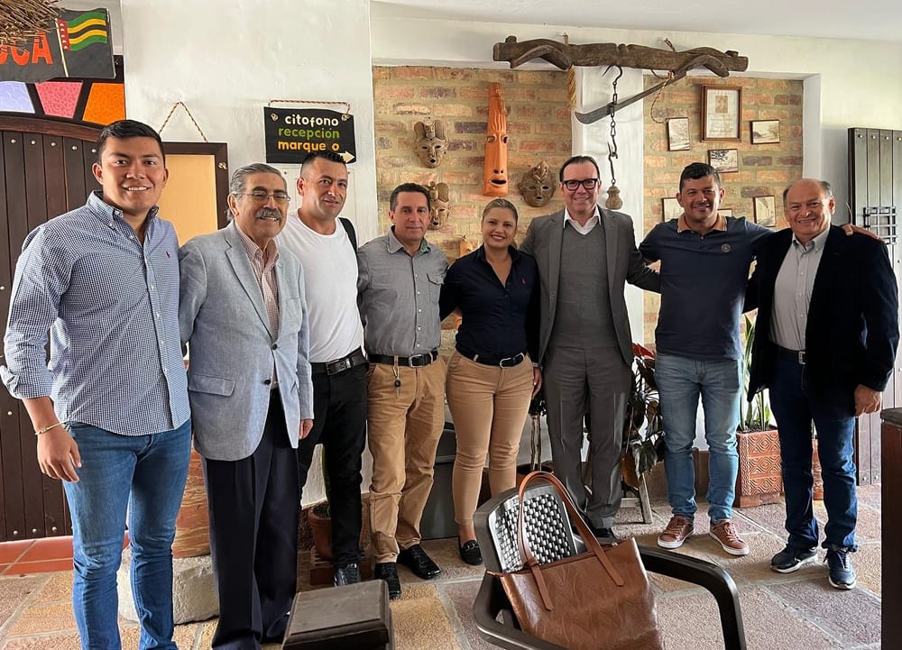 Buenas noticias de educación entregan Puente Nacional y las UTS imagen de la publicación