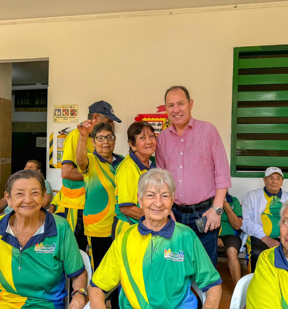 Entrega de apoyo nutricional a Centro Vida en Piedecuesta imagen de la publicación