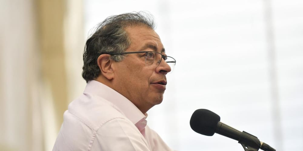 Petro celebra incautaciones al narcotráfico y desarticulación de disidencias de las Farc imagen de la publicación