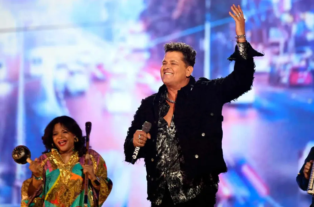 Carlos Vives cautiva en la gala 'Starlite' con una versión flamenca de 'La gota fría' imagen de la publicación