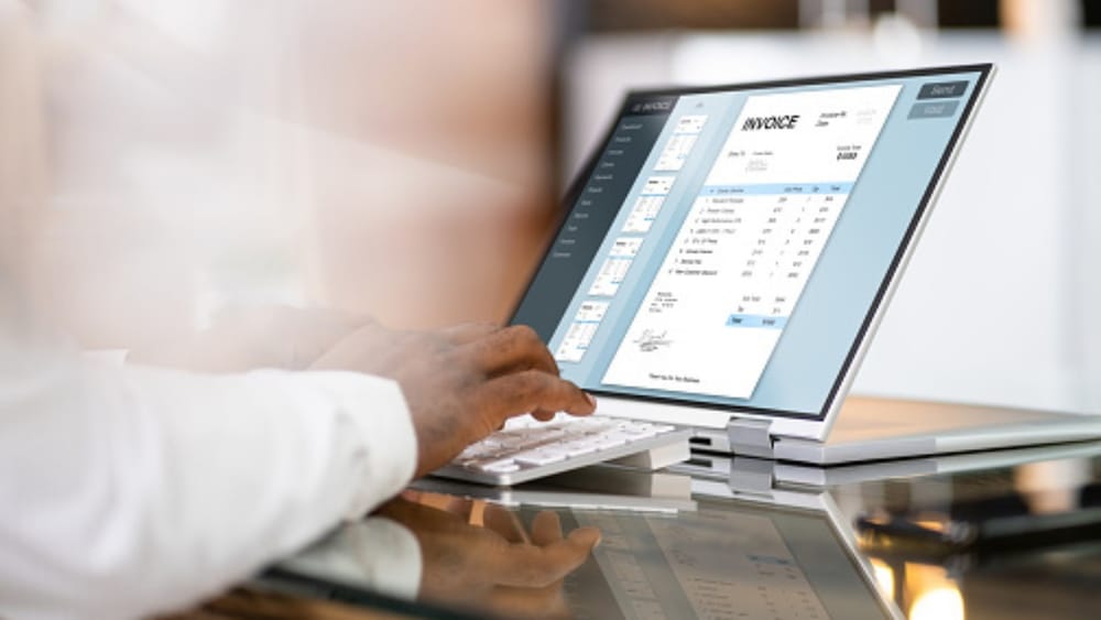 DIAN impone factura electrónica para toda clase de servicios públicos incluyendo pasajes aéreos y peajes imagen de la publicación