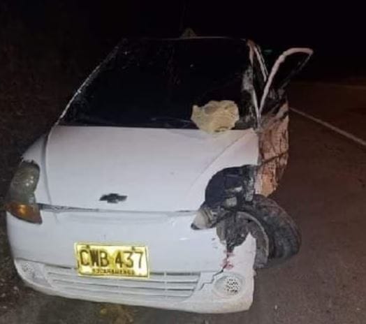 Seis heridos dejó aparatoso choque vía Rionegro imagen de la publicación