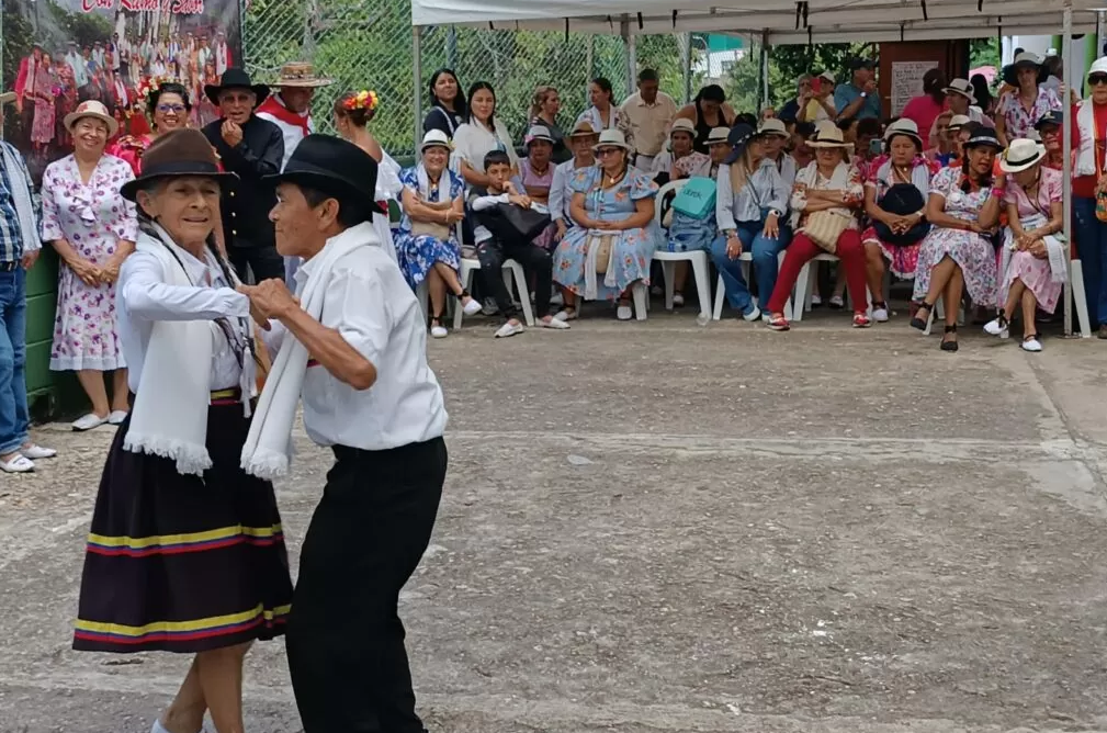 Aguablanca vibró con la Carranga en el XXVII Festival de Música Campesina imagen de la publicación