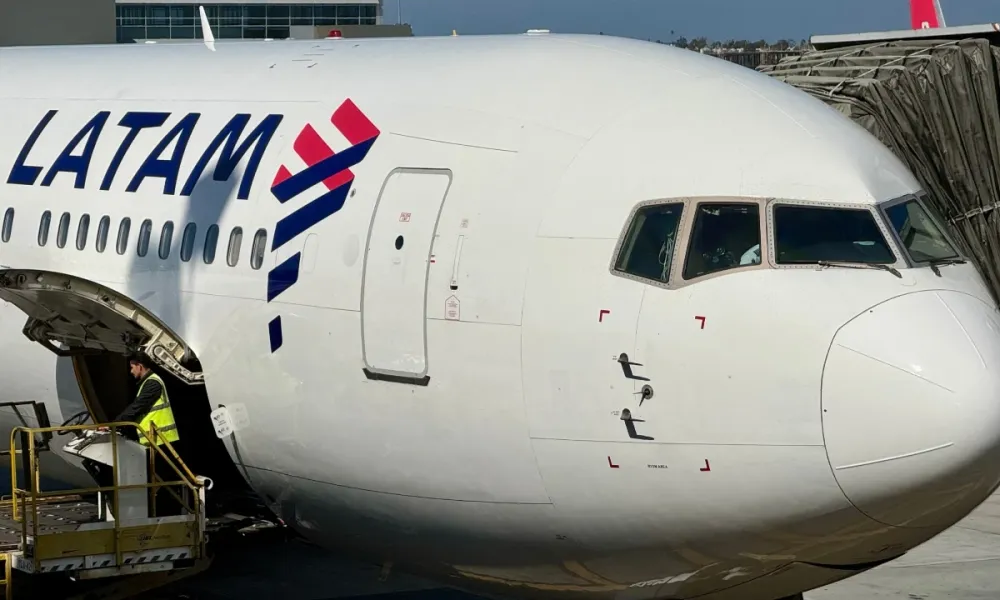 Latam Colombia entra en contingencia por escasez de combustible en varios aeropuertos imagen de la publicación