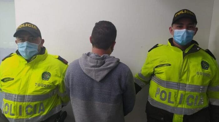 Detenido el hombre que dejó panfletos amenazantes contra la directora de la cárcel Modelo imagen de la publicación