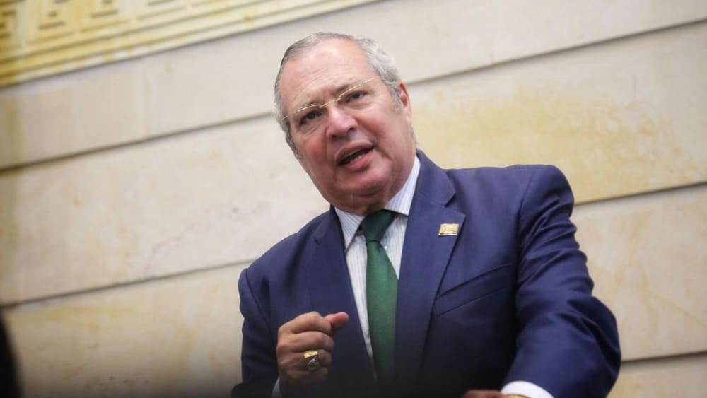 Solicitan pérdida de investidura contra el senador IVÁN NAME imagen de la publicación