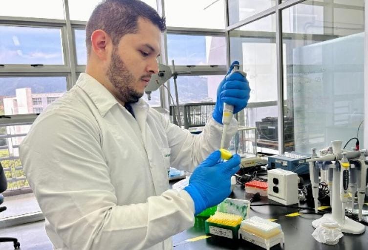 Investigadores UIS ofrecen nuevas soluciones naturales para el tratamiento del cáncer imagen de la publicación