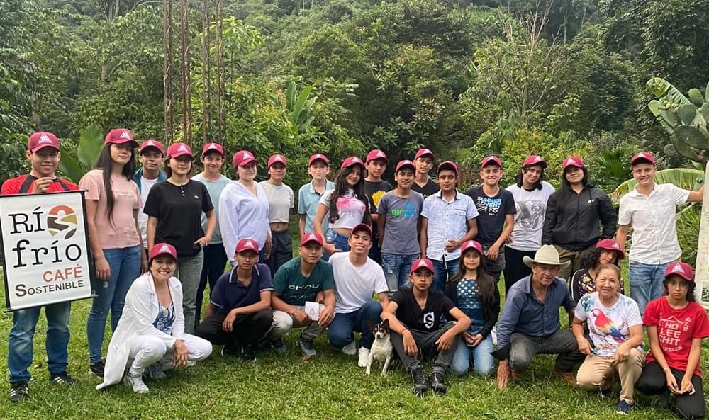 Empoderando a nueva generación de jóvenes caficultores en Santander imagen de la publicación