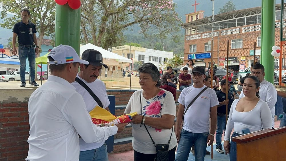 Reincorporados de Santander están entre los más juiciosos del país imagen de la publicación