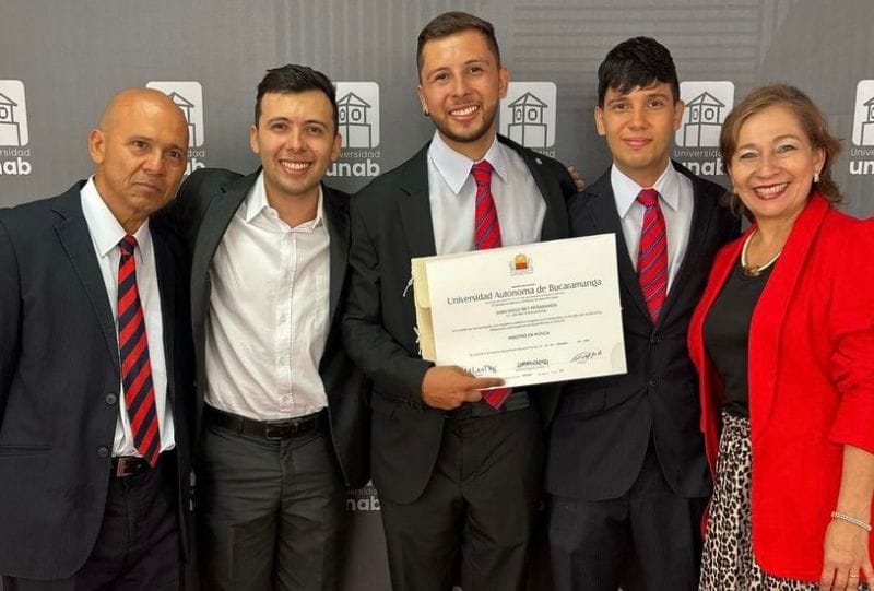 Familia de músicos bumangueses tendrá su representante en España imagen de la publicación