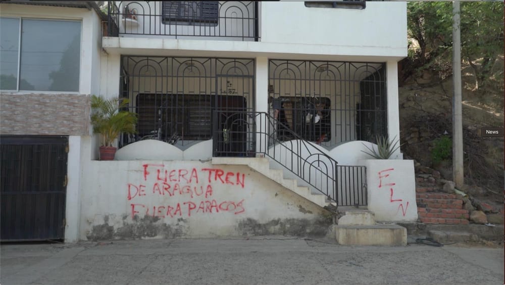 Increíble: a Bucaramanga llegó a la era de los panfletos amenazantes y declaraciones de guerra total entre criminales imagen de la publicación