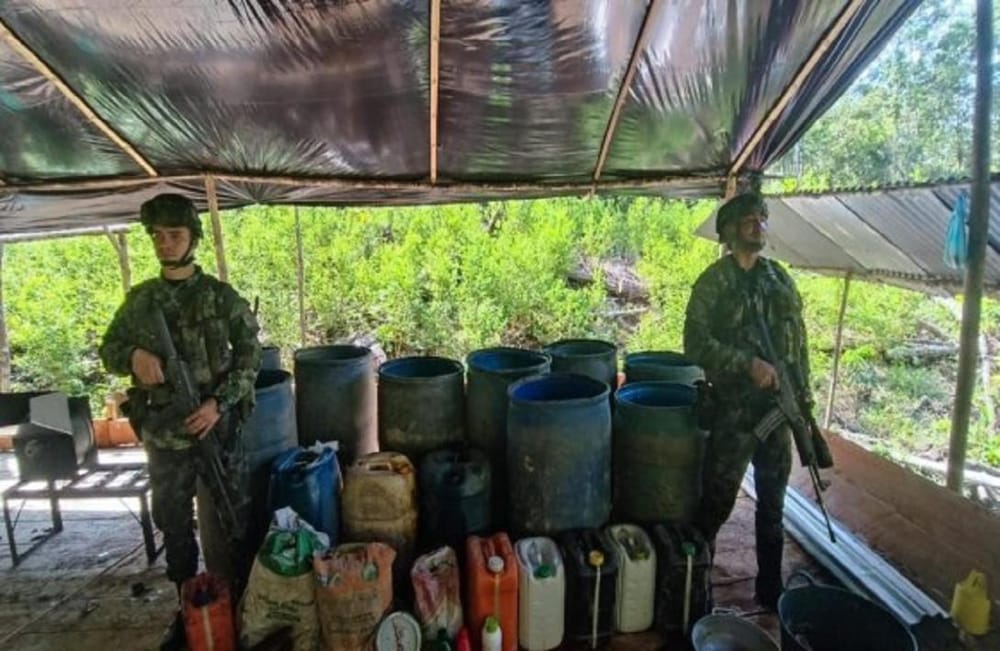 Ejército destruye laboratorios del Clan del Golfo en Córdoba imagen de la publicación