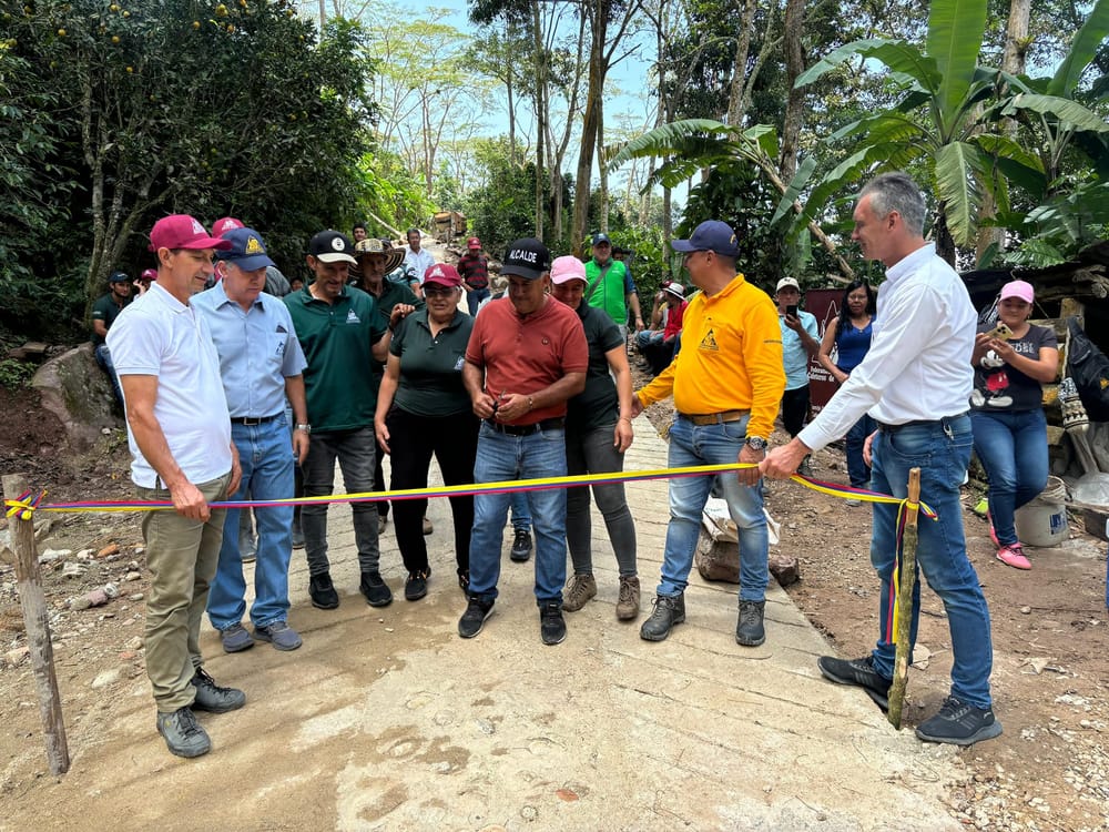 Avanzando juntos por el desarrollo de Zapatoca imagen de la publicación