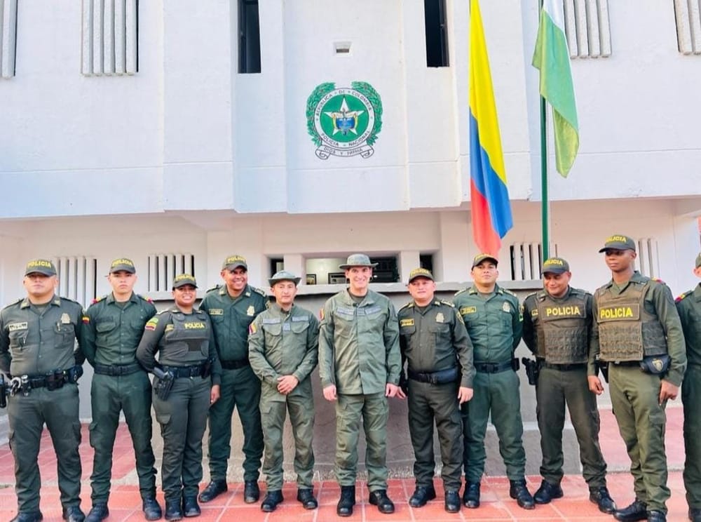La Policía Nacional: hombres y mujeres que trabajan desde las calles hasta las selvas imagen de la publicación