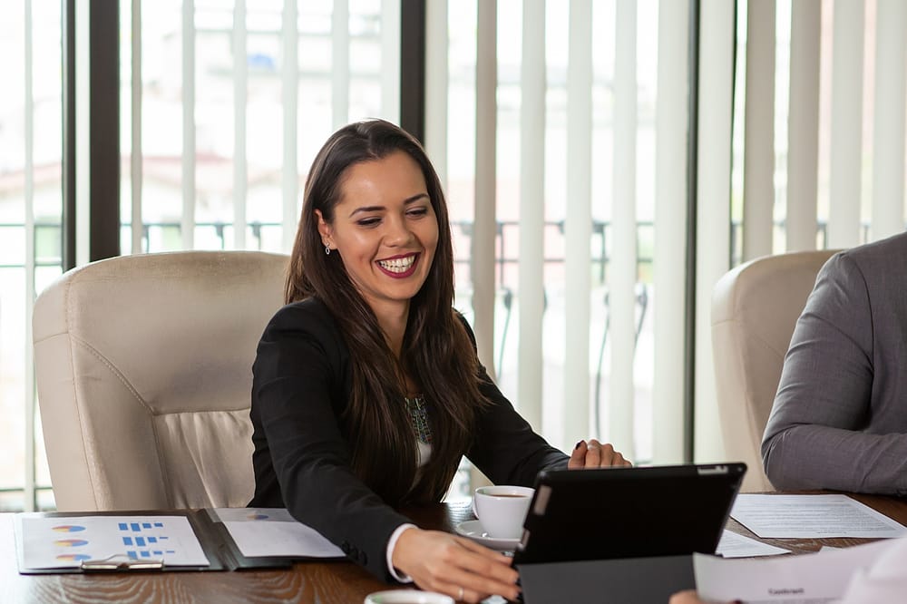 MeFBook: nueva plataforma de conexión para mujeres en el ecosistema Fintech de Latam imagen de la publicación