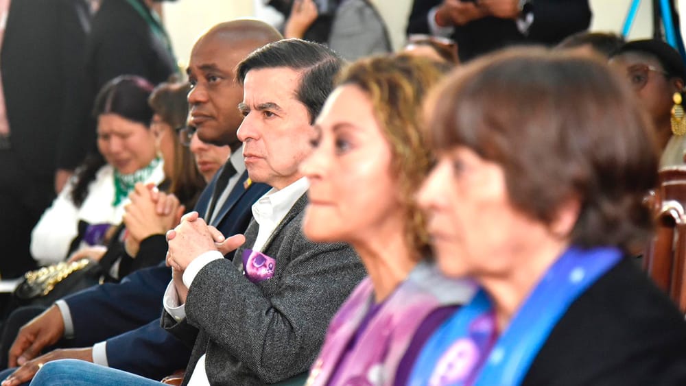 Así funcionará el fondo ‘No es hora de callar’ para proteger a mujeres periodistas víctimas de violencia de género imagen de la publicación