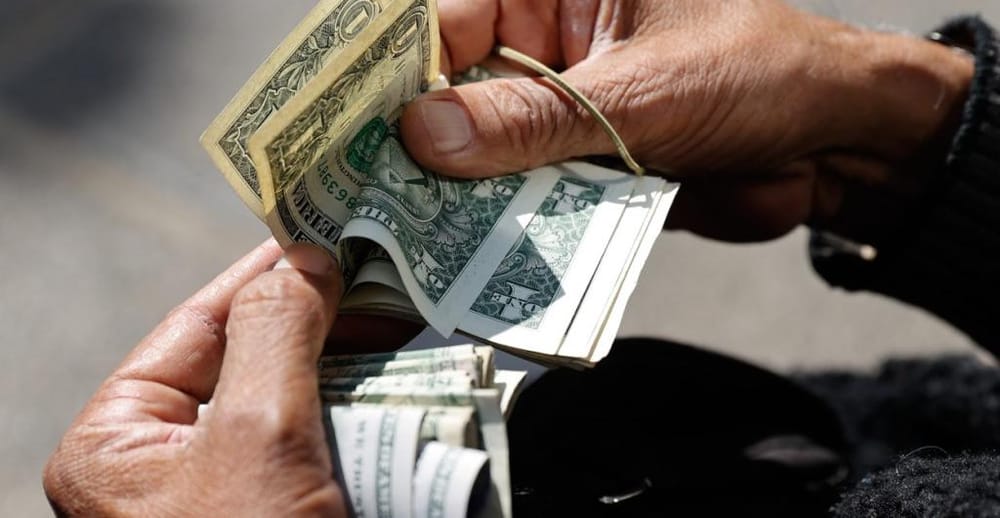 Dólar continúa su escalada en Colombia y supera los 4.200 pesos imagen de la publicación