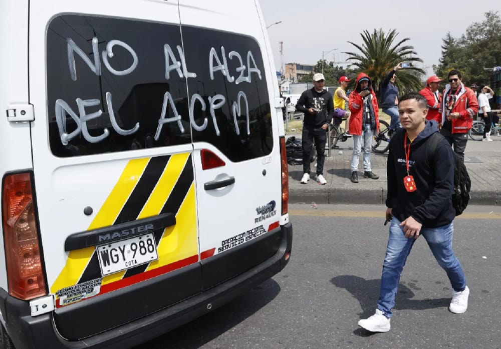 Sigue el paro nacional del transporte de carga imagen de la publicación