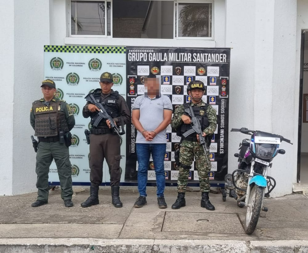 VIDEO. Capturan a alias ‘Fredy’, cabecilla del Clan del Golfo en el Magdalena Medio imagen de la publicación