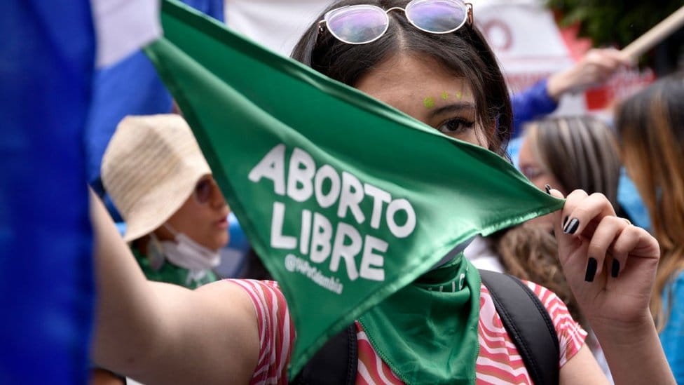 Avances claves: ¿Qué Probabilidades hay de que la Corte Constitucional revoque el aborto legal? imagen de la publicación