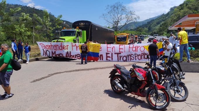 Santander recupera normalidad tras cuatro días de bloqueos imagen de la publicación