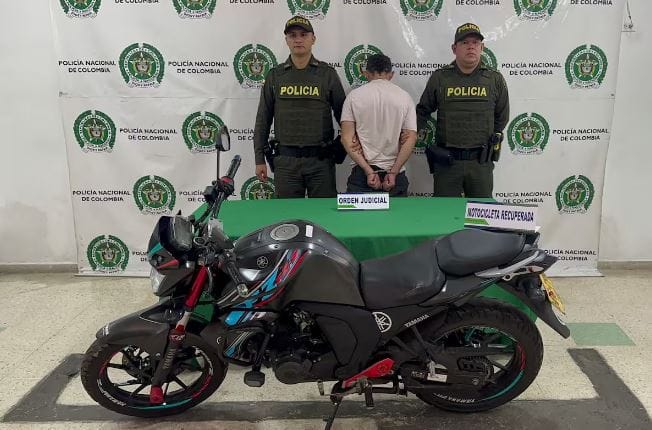 Criminal falló en su huida con moto robada en Bucaramanga imagen de la publicación