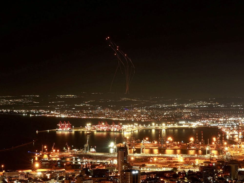 Irán lanza casi 200 misiles hacia Israel imagen de la publicación